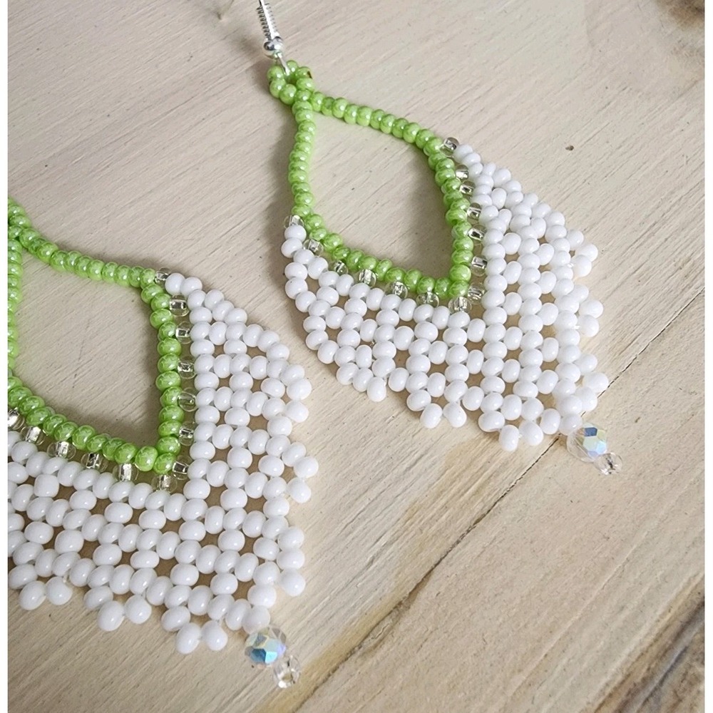Boho Feather Dangle Earrings White Color, Festival Summer Style - Picture 4 of 5